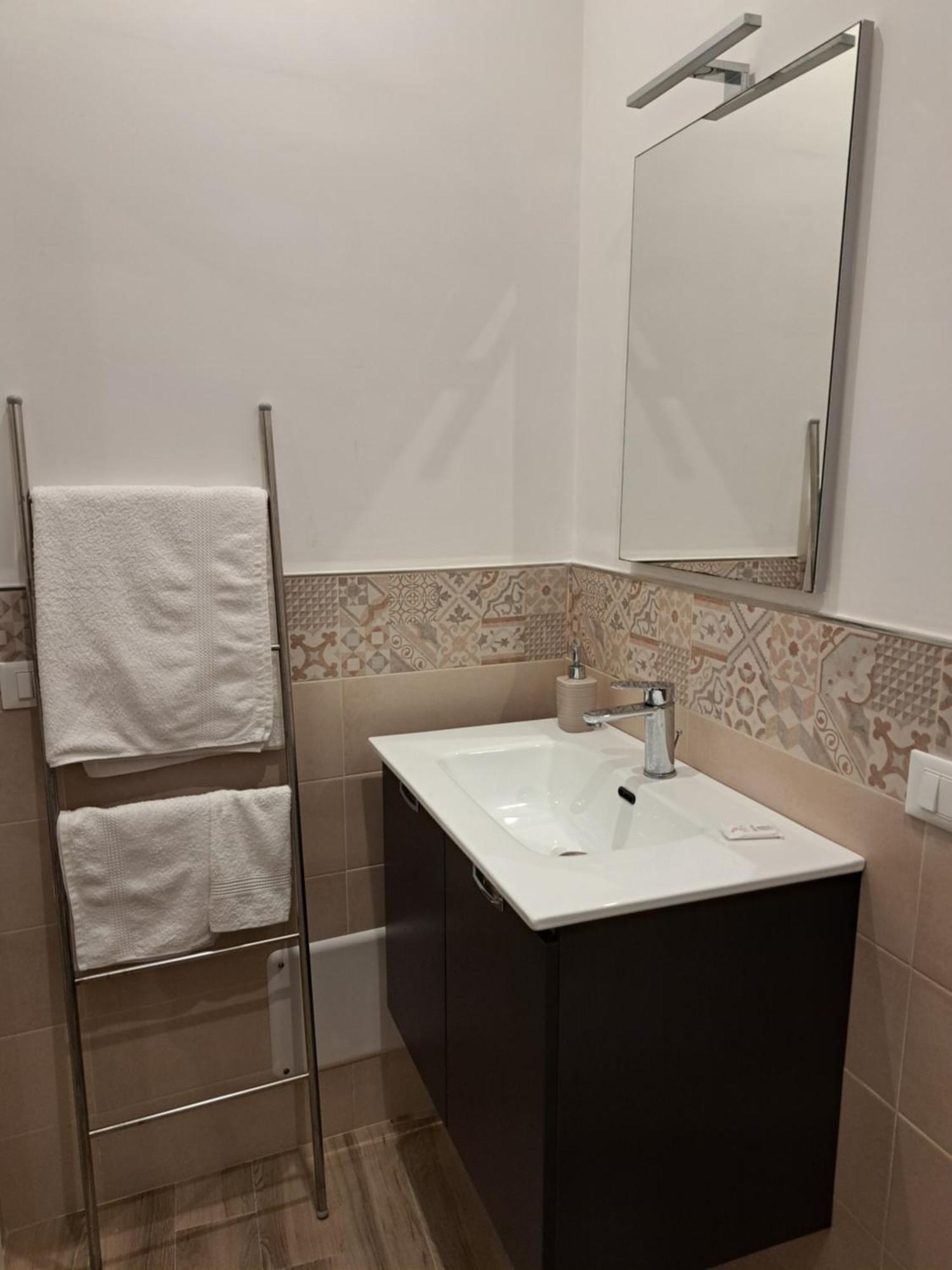 פלרמו Immacolatella Guest House מראה חיצוני תמונה
